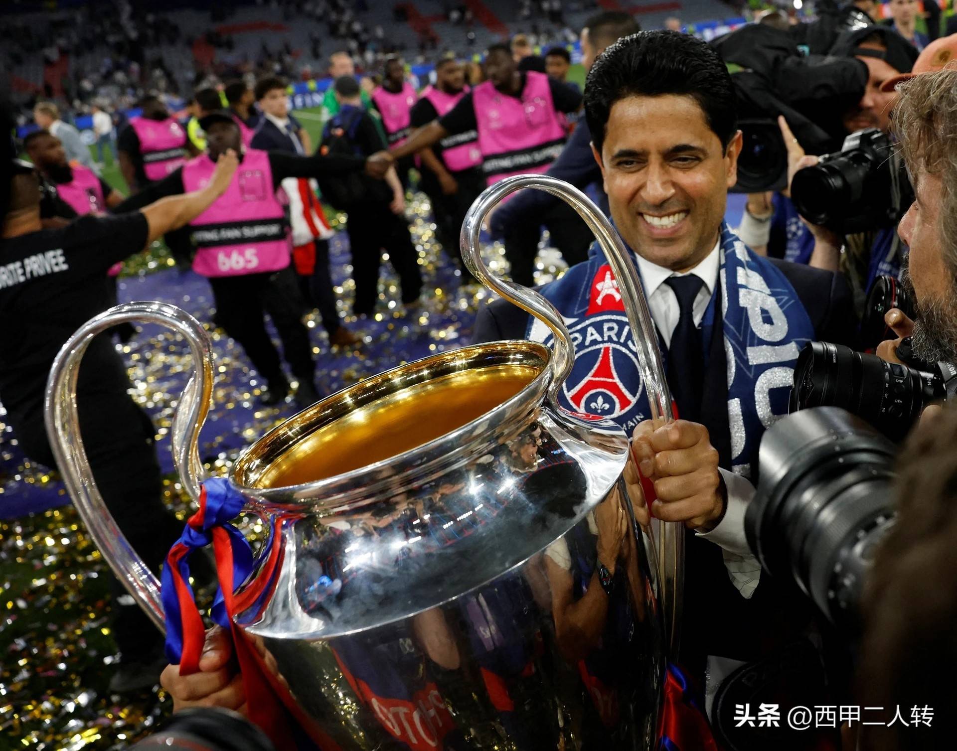 定表现进一 定表现进一