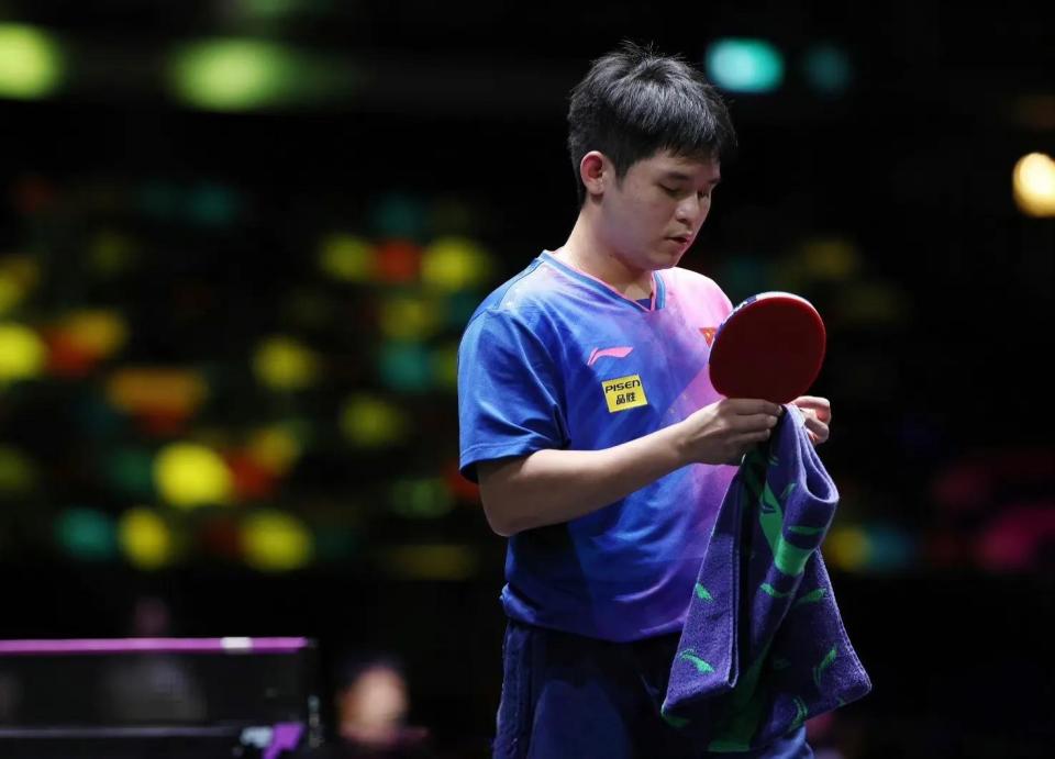 皇马姆巴佩球衣预售破纪录，超C罗当年