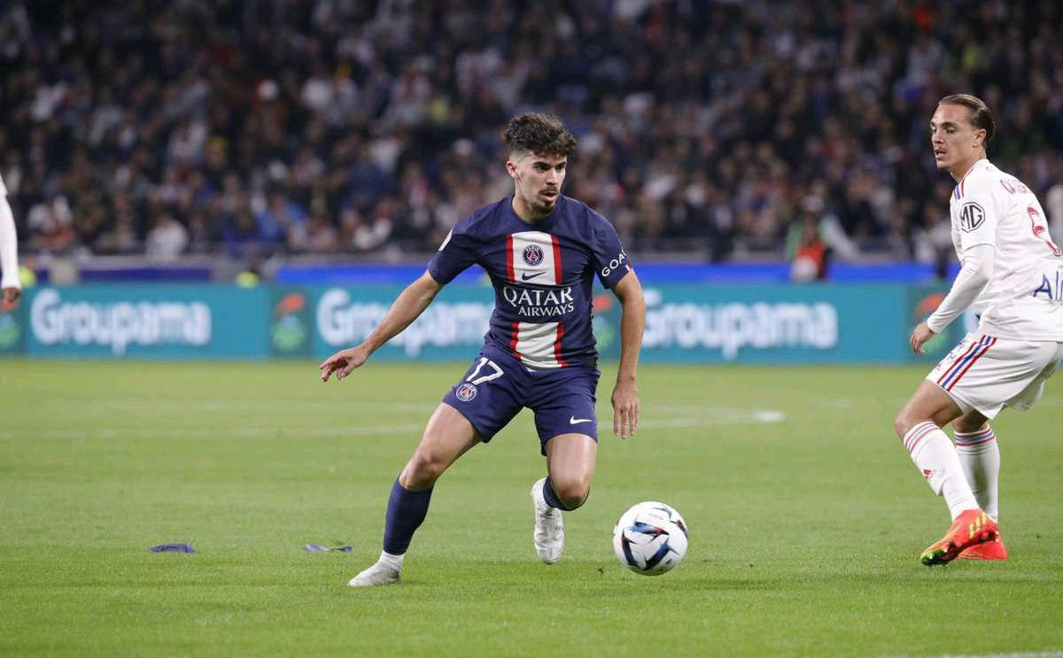 什么是“下注冲动窗口”？大脑最脆弱的几分钟。（揭秘“下注冲动窗口”：大脑最容易失守的那几分钟）