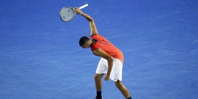 重大喜讯！国足末轮打平就出线，泰国武磊已被停赛，后防压力锐减